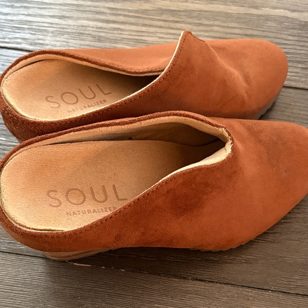 SOUL Naturalizer Women's Brown Mules